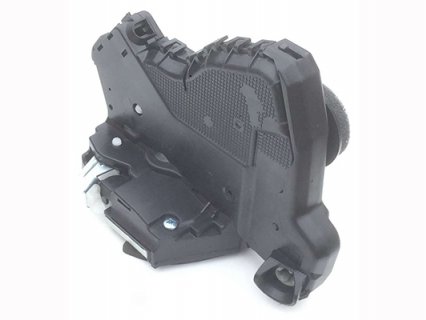 Acceder a la pieza Cerradura de puerta delantera izquierda (6 pines)