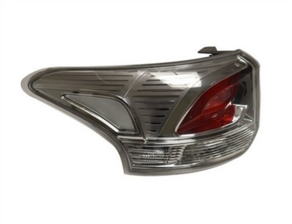 Acceder a la pieza Piloto trasero izquierdo, con cables