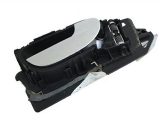 Acceder a la pieza Manilla interior delantera derecha