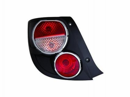 Acceder a la pieza Piloto trasero izquierdo, exterior (5 puertas)