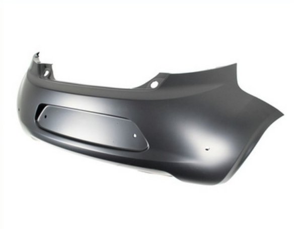 Acceder a la pieza Parachoques trasero imprimado, agujeros sensores