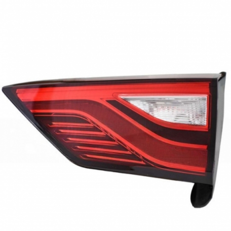 Acceder a la pieza Piloto trasero derecho, parte interior